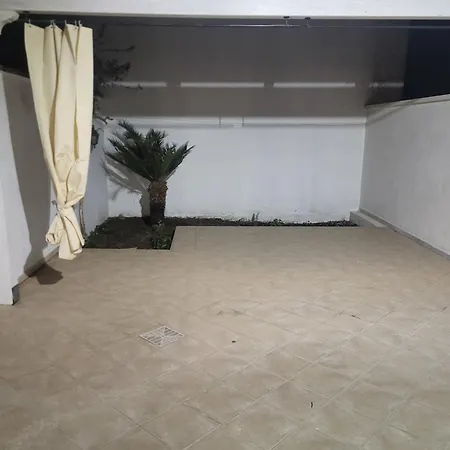 Ferienwohnung Mikalis Lecce Exterior foto